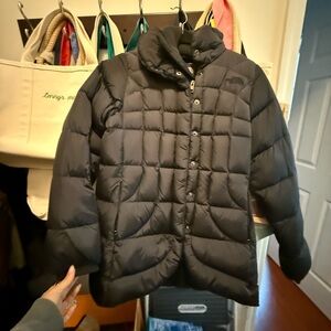 NORTH FACE WOMENS Puffer Jacket